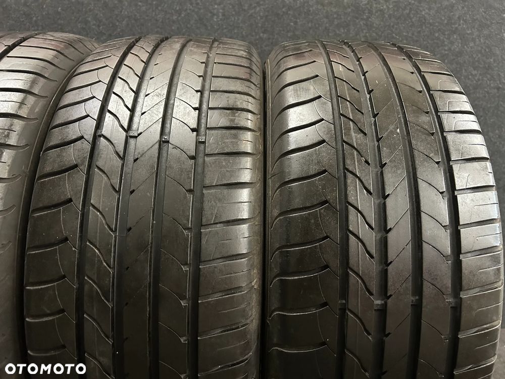 Opony letnie Goodyear EfficientGrip 215/50/17 91V 4szt. - 3