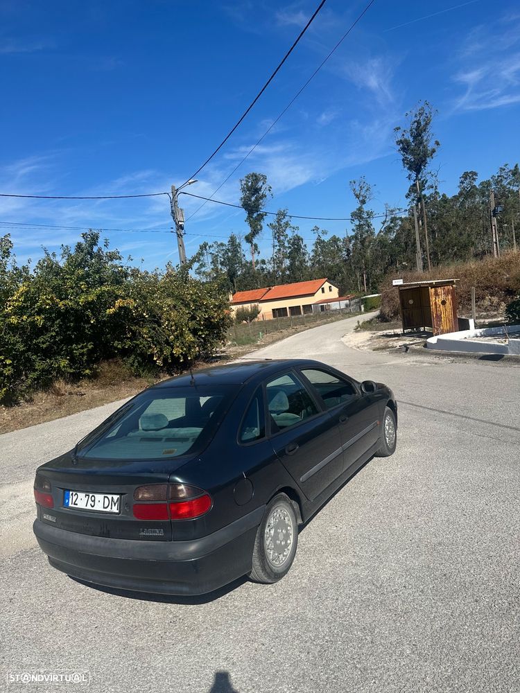 Renault Laguna - 5
