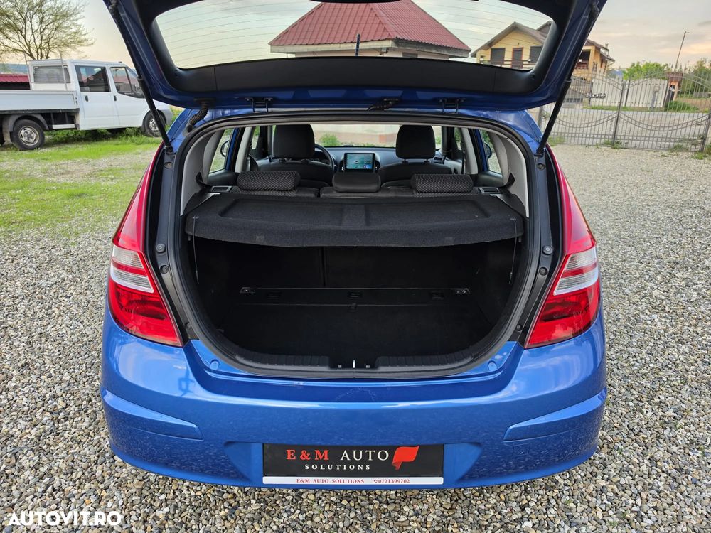 Hyundai i30 1.4 VM Classic - 6