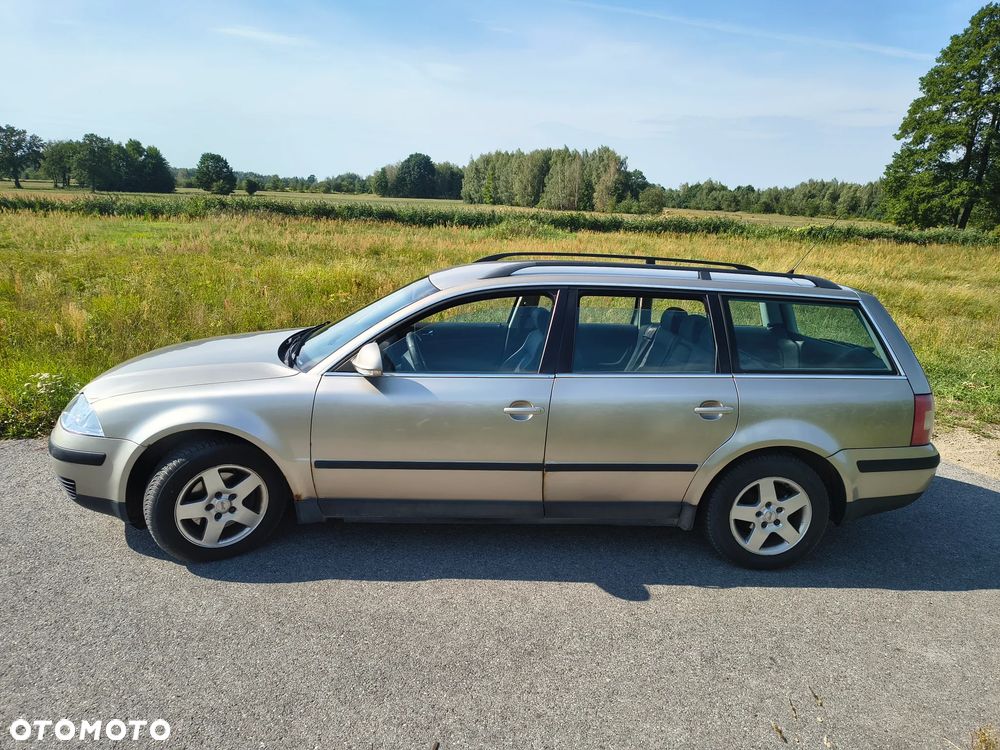 Volkswagen Passat 1.8T Comfortline - 1