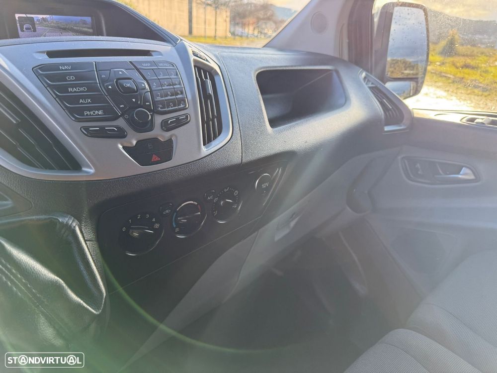 Ford TRANSIT CUSTOM - 7