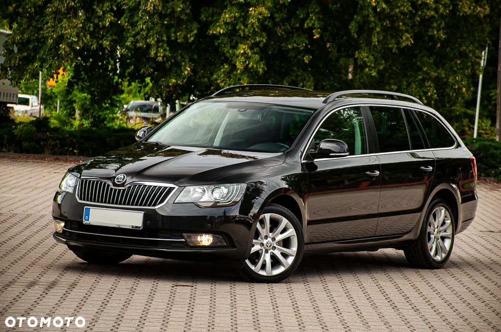 Skoda Superb 2.0 TDI Green tec DSG Elegance - 14