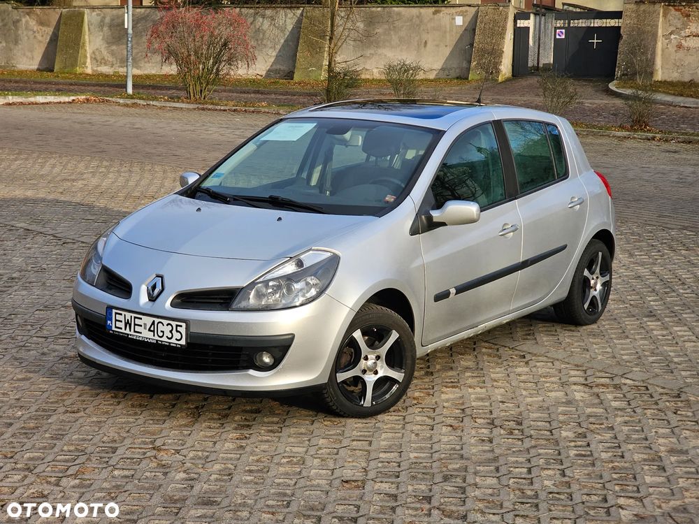 Renault Clio - 6