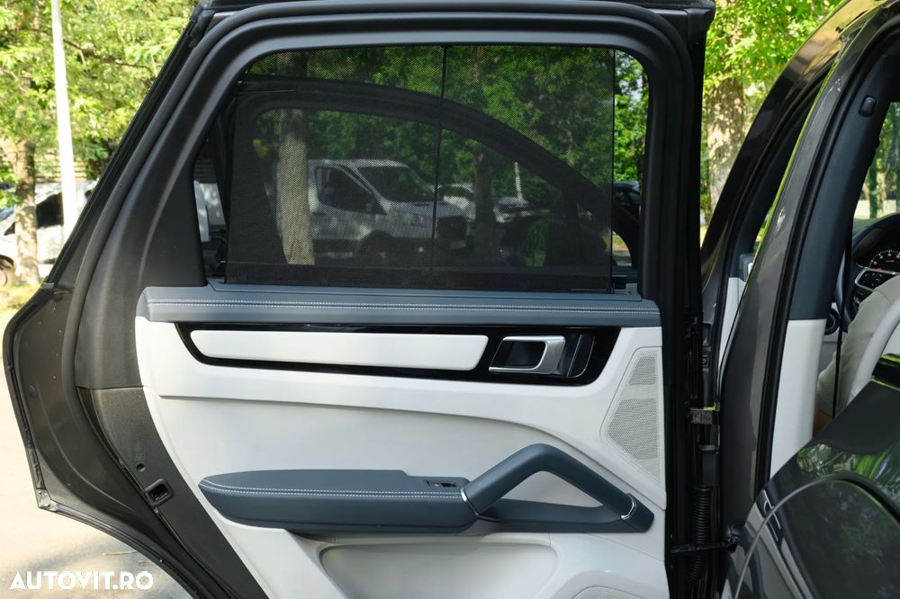 Porsche Cayenne E-Hybrid Tiptronic S - 14