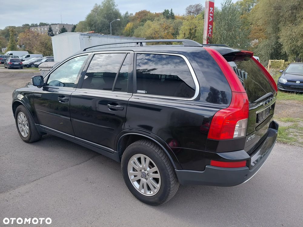 Volvo XC 90 - 9