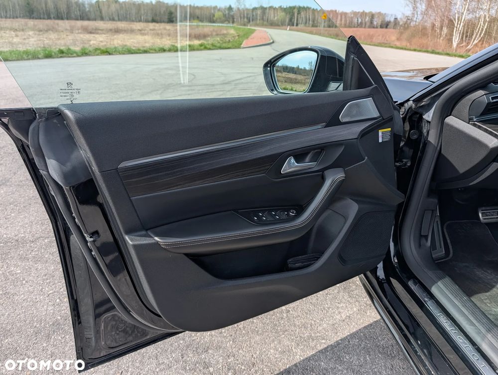 Peugeot 508 PureTech 225 EAT8 GT Pack - 12