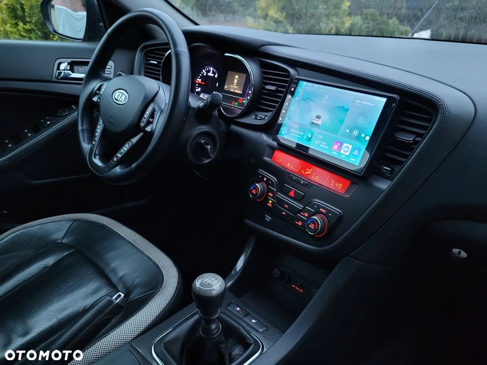 Kia Optima - 25