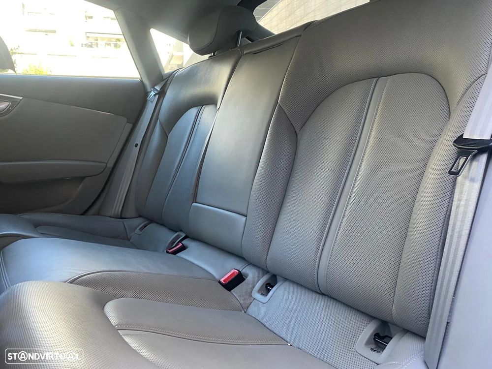 Audi A7 Sportback 3.0 TDI V6 quattro S-line S tronic - 7