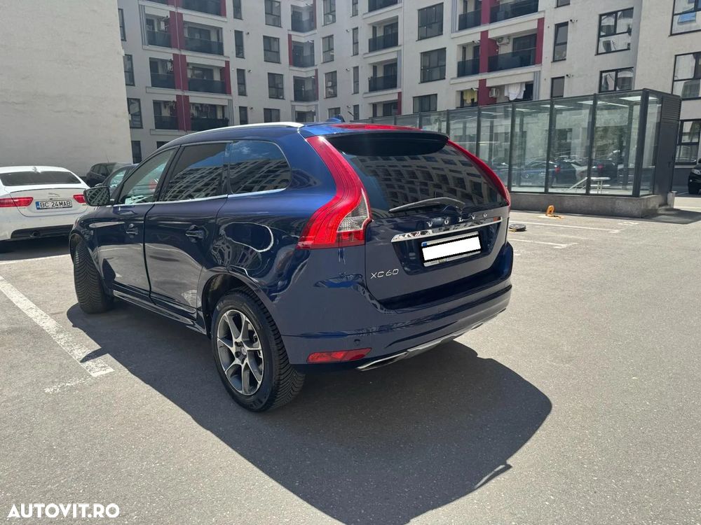 Volvo XC 60 D5AWD Ocean Race - 13