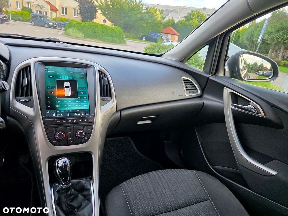 Opel Astra 1.4 Essentia - 14