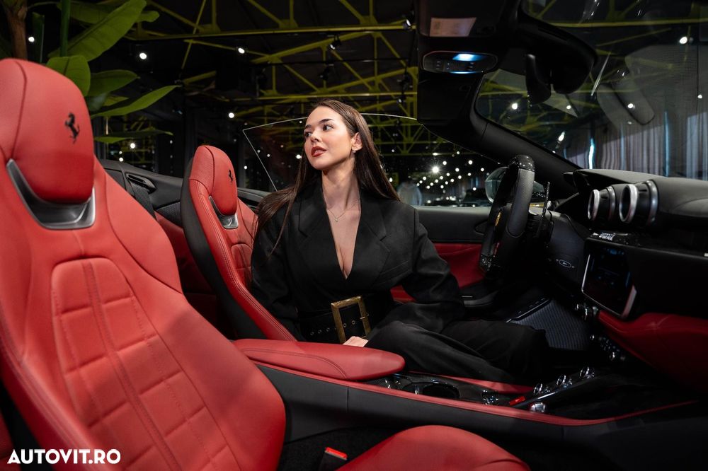 Ferrari Portofino - 38