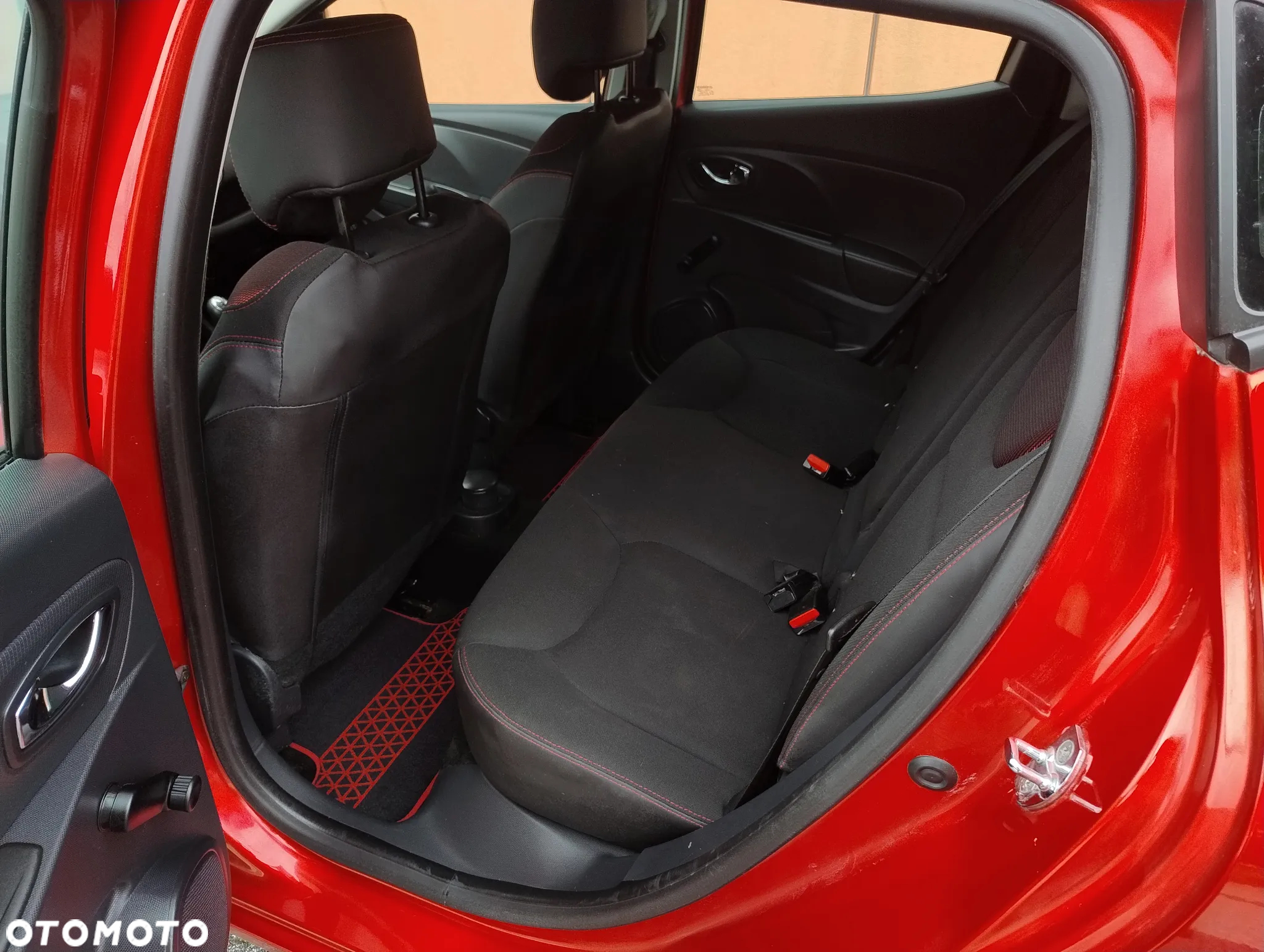 Renault Clio 1.2 16V 75 Experience - 19