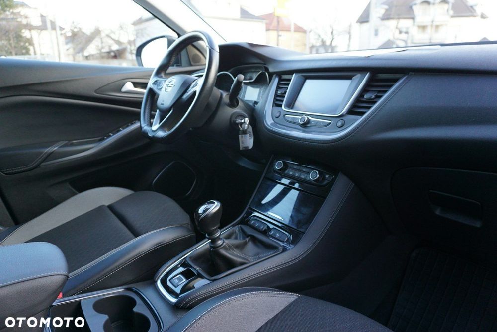 Opel Grandland X - 30