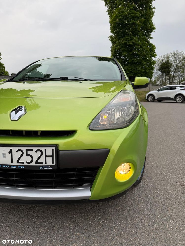 Renault Clio - 7