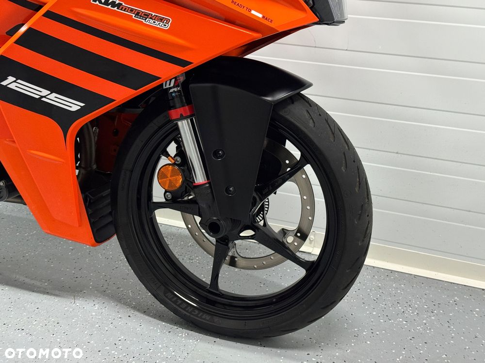 KTM RC 125 - 11