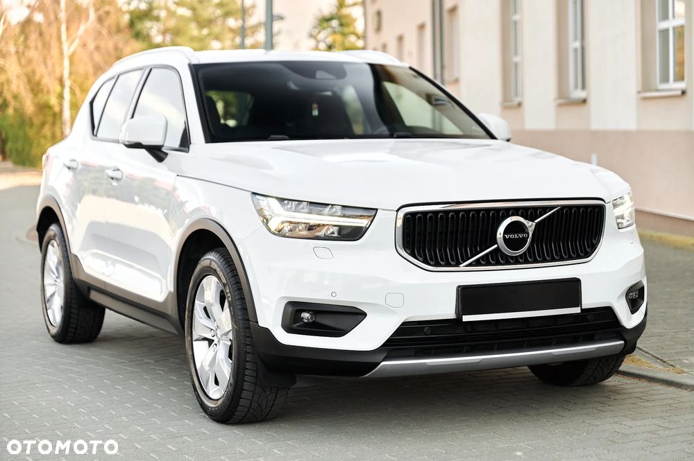 Volvo XC 40 T3 Momentum Pro - 20