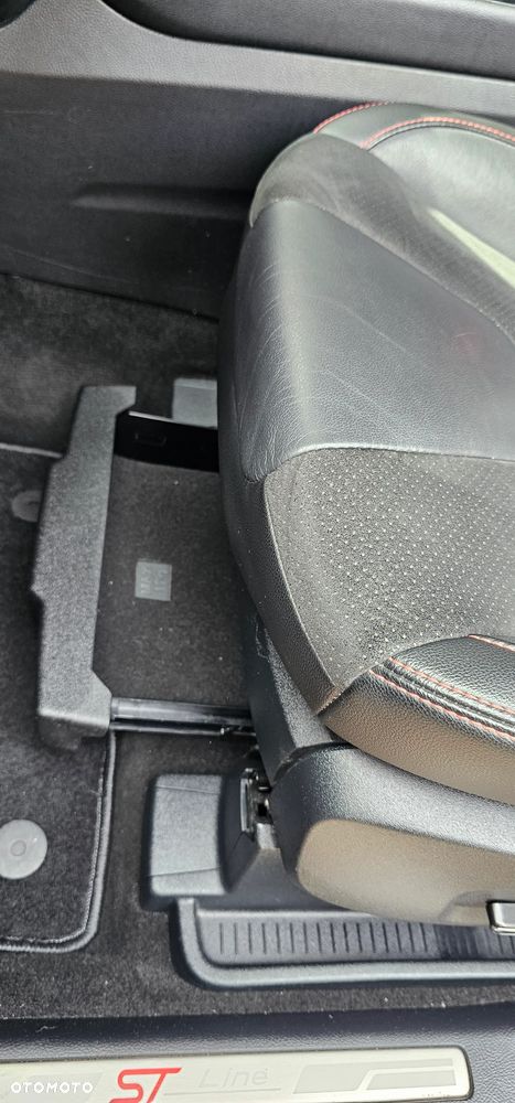 Ford S-Max 1.5 EcoBoost ST-Line - 20