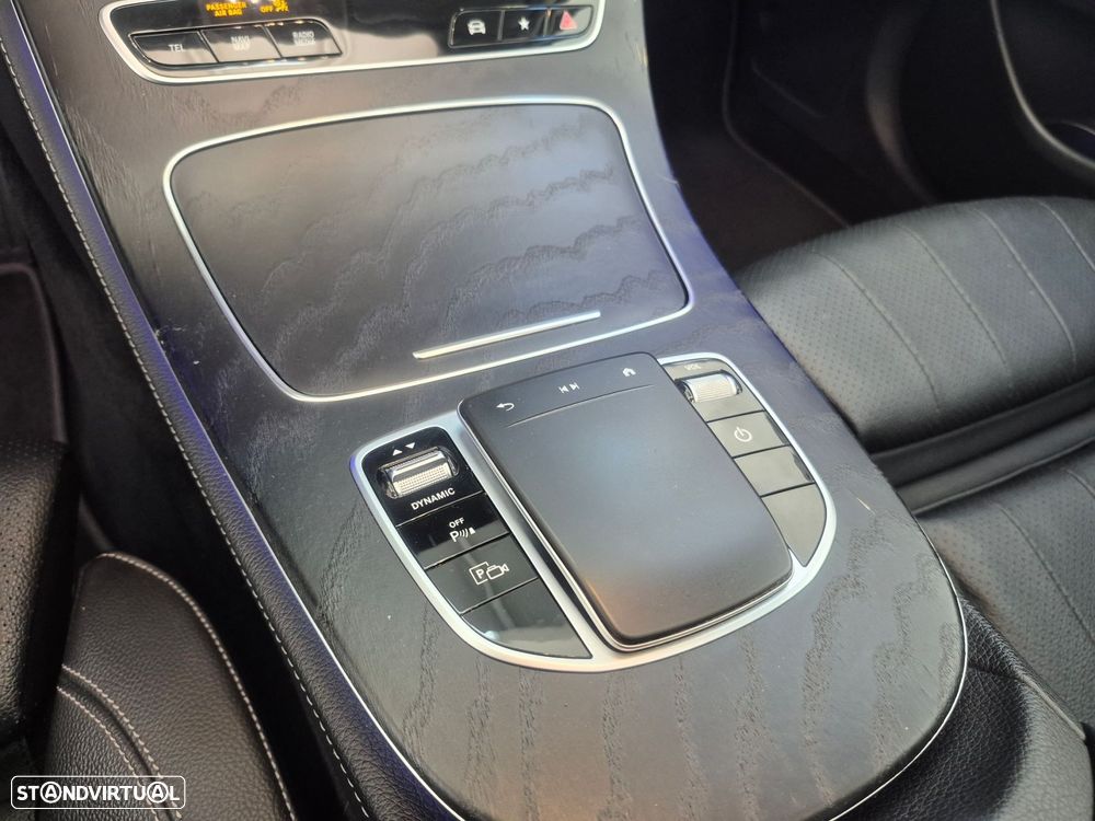 Mercedes-Benz E 300 de AMG Line - 20