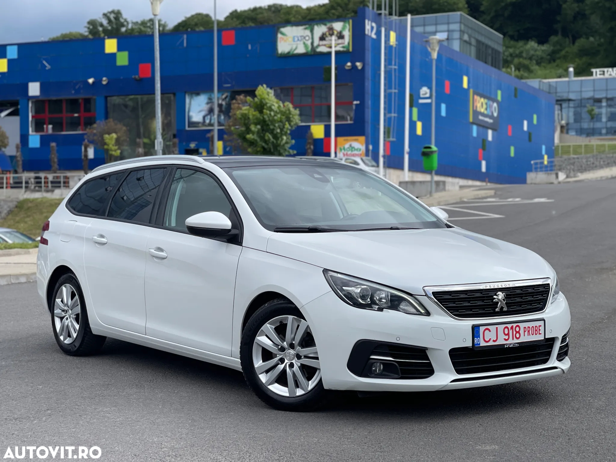 Peugeot 308 SW BlueHDi 120 Stop & Start Business-Line - 2