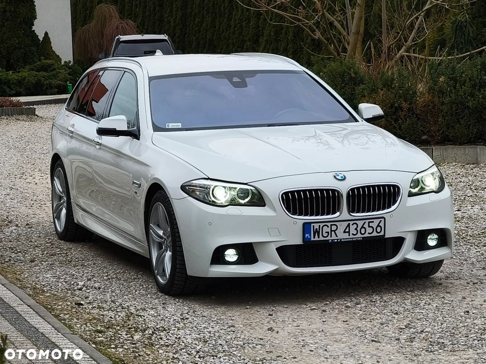 BMW Seria 5 525d xDrive - 40