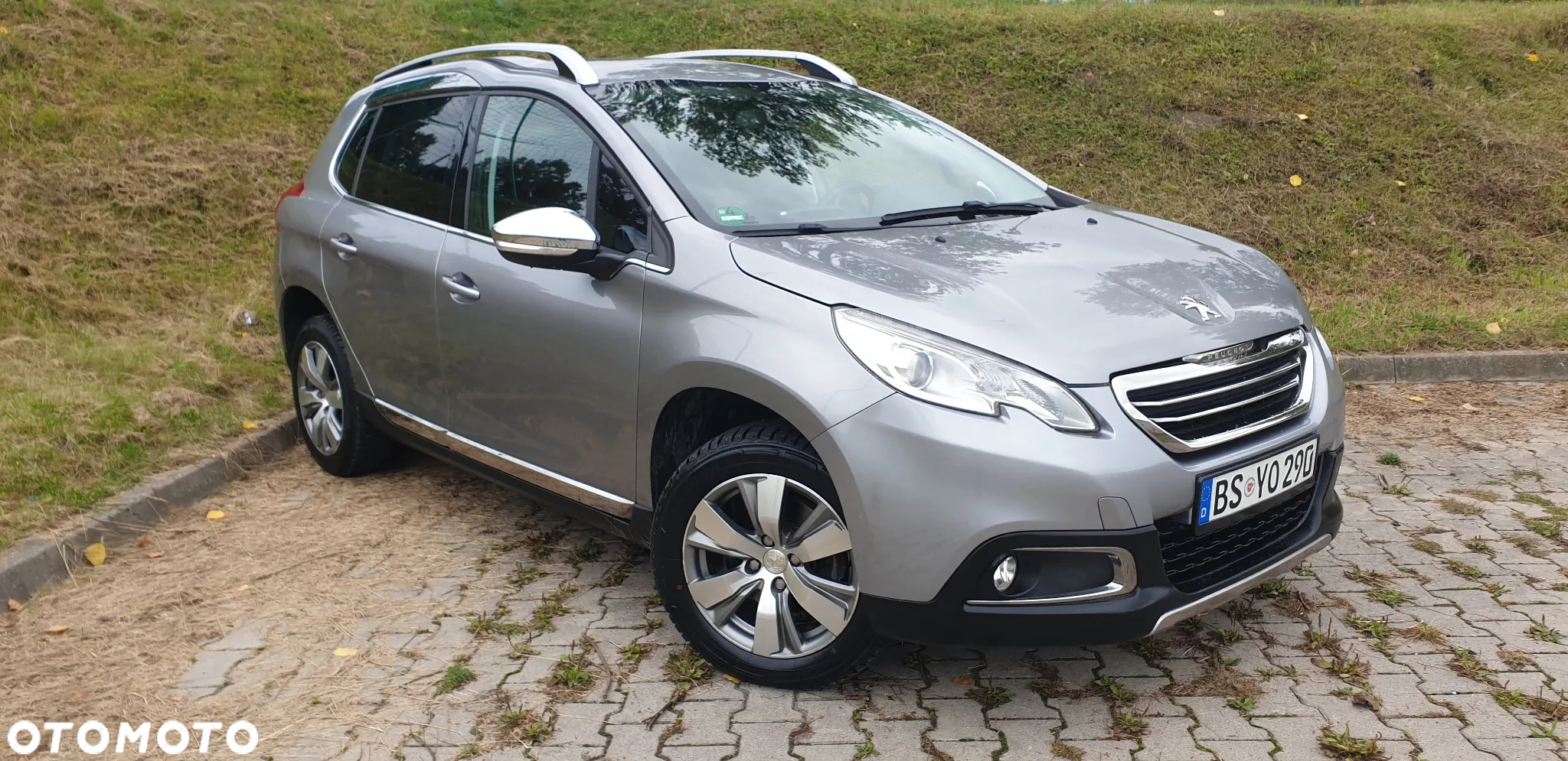 Peugeot 2008 1.6 e-HDi Allure S&S - 5