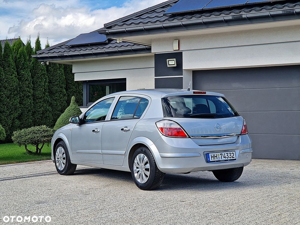 Opel Astra 1.4 Edition Plus - 17