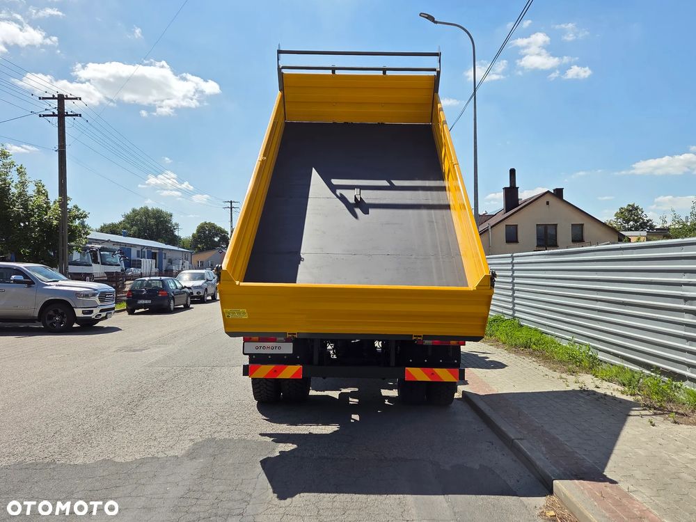 Mercedes-Benz AXOR 1824 // 4x4 4WD AWD // BLOKADY TERENOWE ZWOLNICE // NOWY KIPER WYWROTKA 3str // NISKI PRZEBIEG // MOŻLIWY HDS // OPONY 100% // JAK NOWY - 6