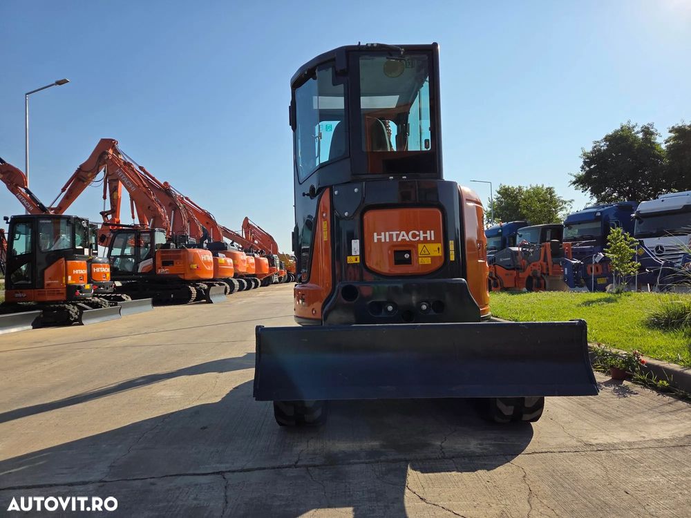 Hitachi 3,7tone, 2023, 737h, FULL OPTION, Cupla rapida HIDRAULICA, 2 cupe excavare NOI, cupa TALUZ INCLINABILA NOUA, senile cauciuc NOI, latime 1,5m, adancime sapare 4m, inst picon pe brate, ridica 2t, Aer cond, posibil leaasing 4 ani-PROMOTIE 38.900 eur+Tva - 4