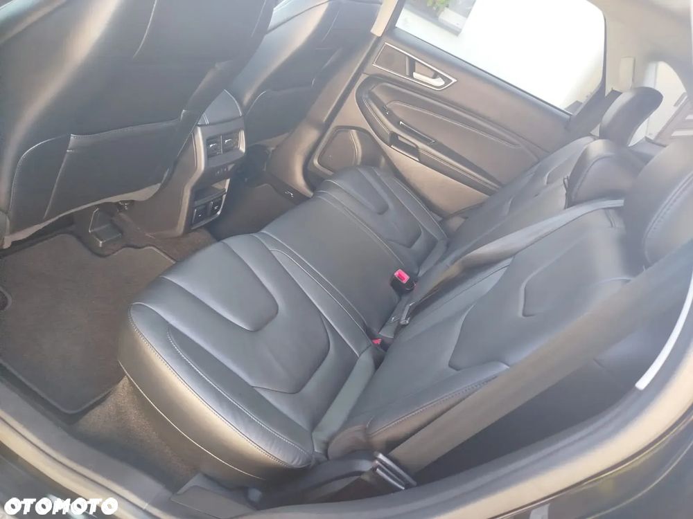 Ford Edge 2.0 TDCi Bi-Turbo 4x4 Titanium - 23