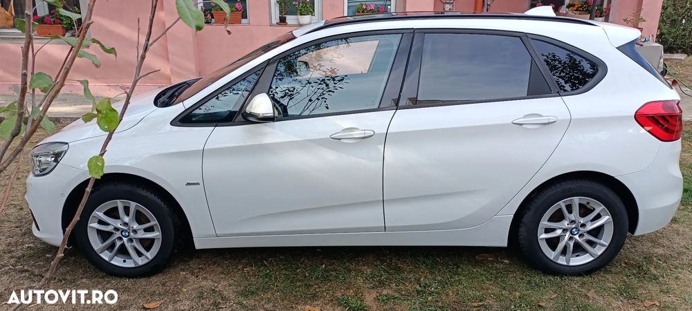 BMW Seria 2 218i Sport Line - 9