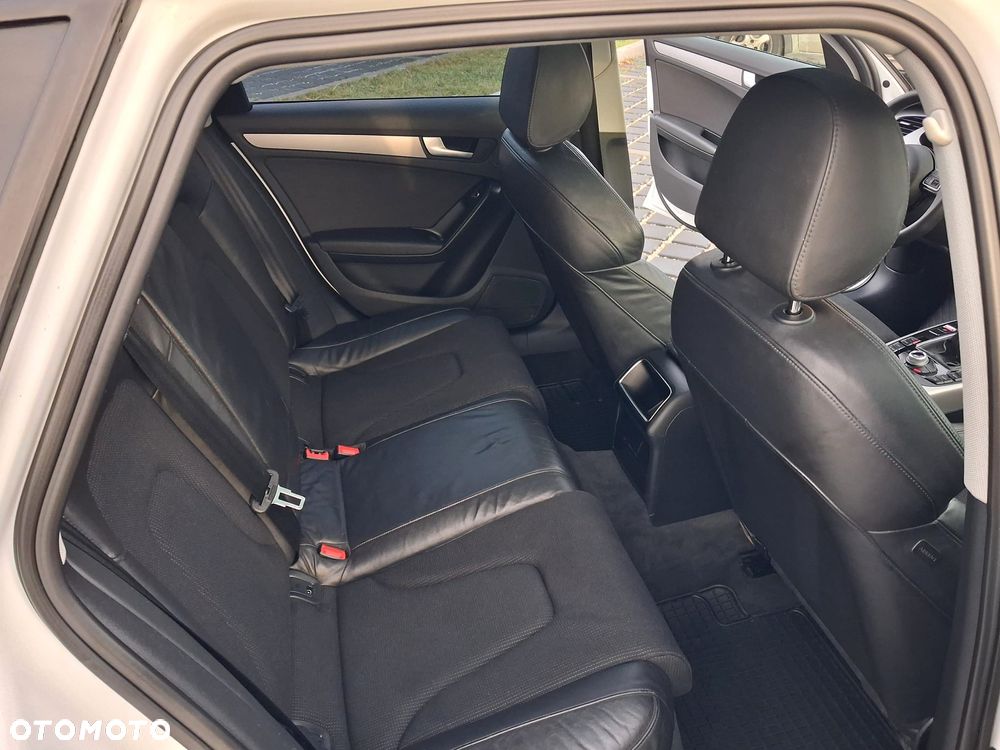 Audi A4 Avant 2.0 TDI DPF S line Sportpaket - 36