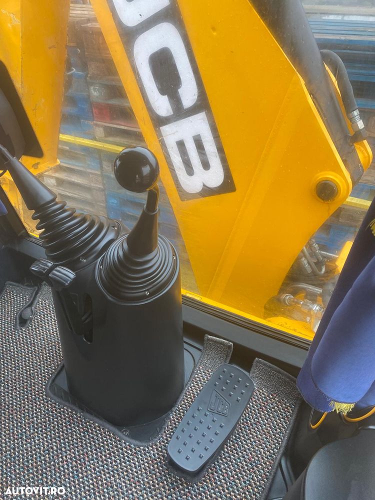 JCB 3 CX - 10