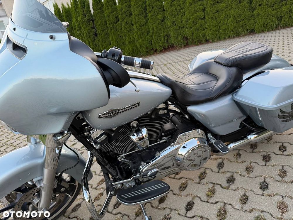 Harley-Davidson FLHXS Special - 11