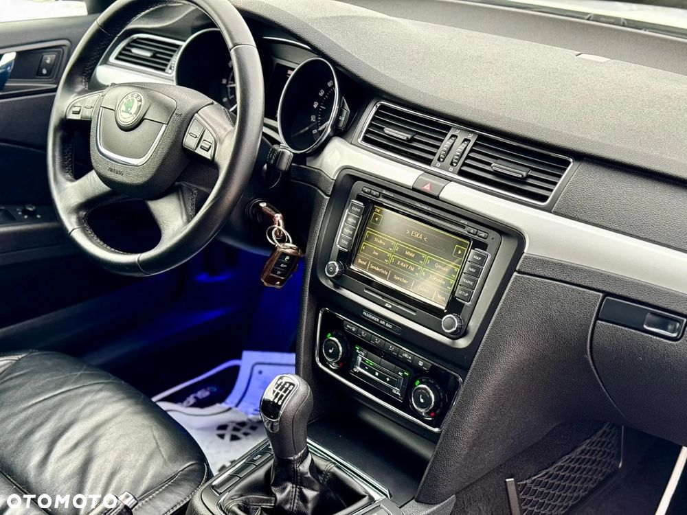 Skoda Superb 1.8 TSI Exclusive - 35