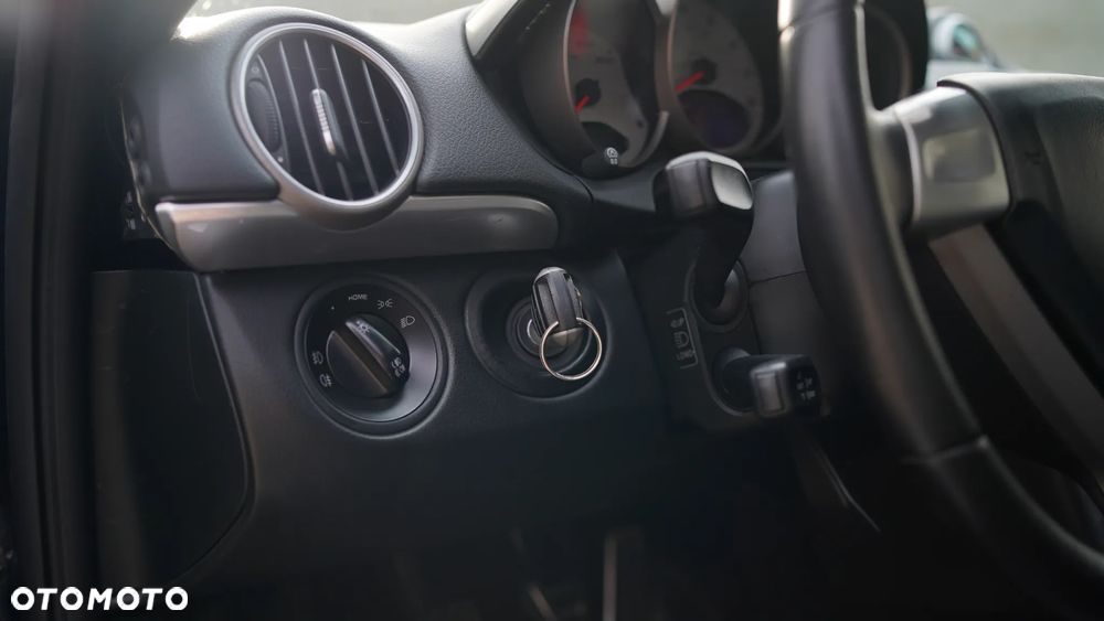Porsche 718 Cayman - 39