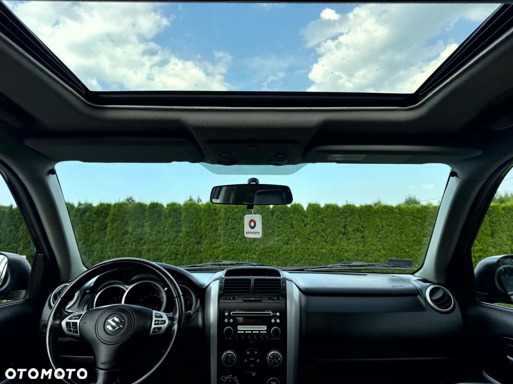 Suzuki Grand Vitara 2.0 De luxe - 7