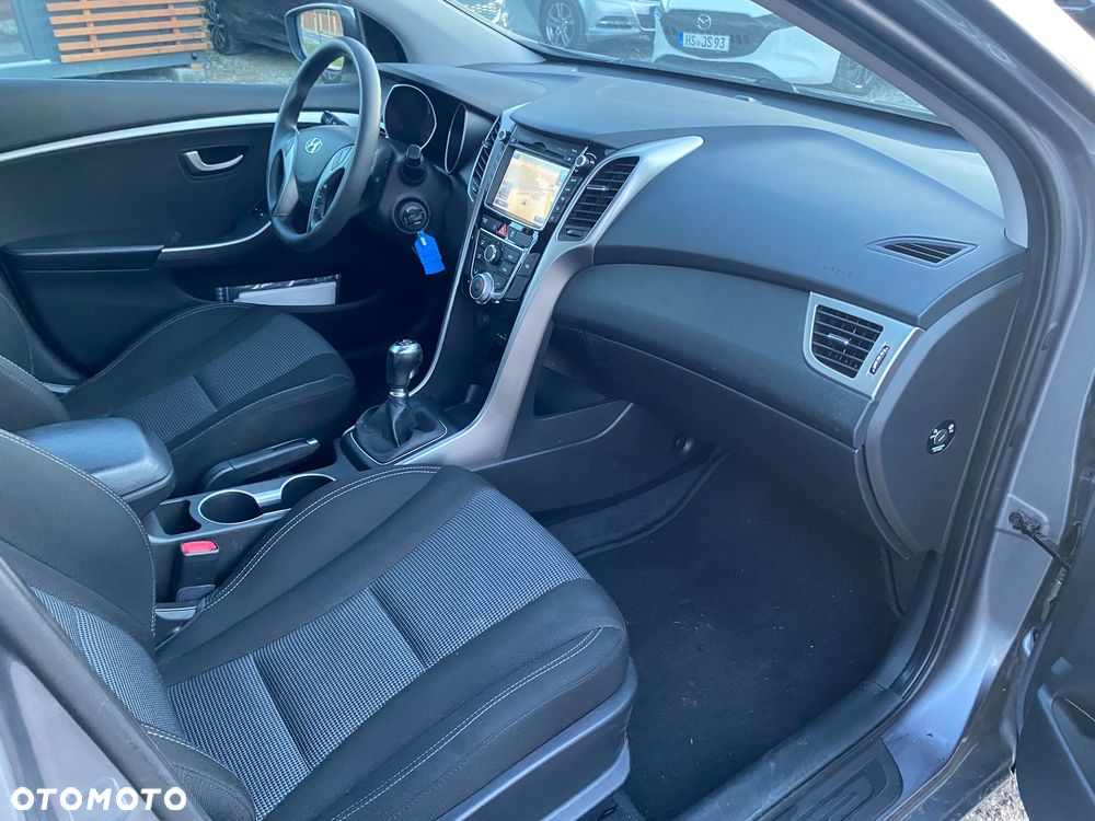 Hyundai i30 1.4 Premium - 29