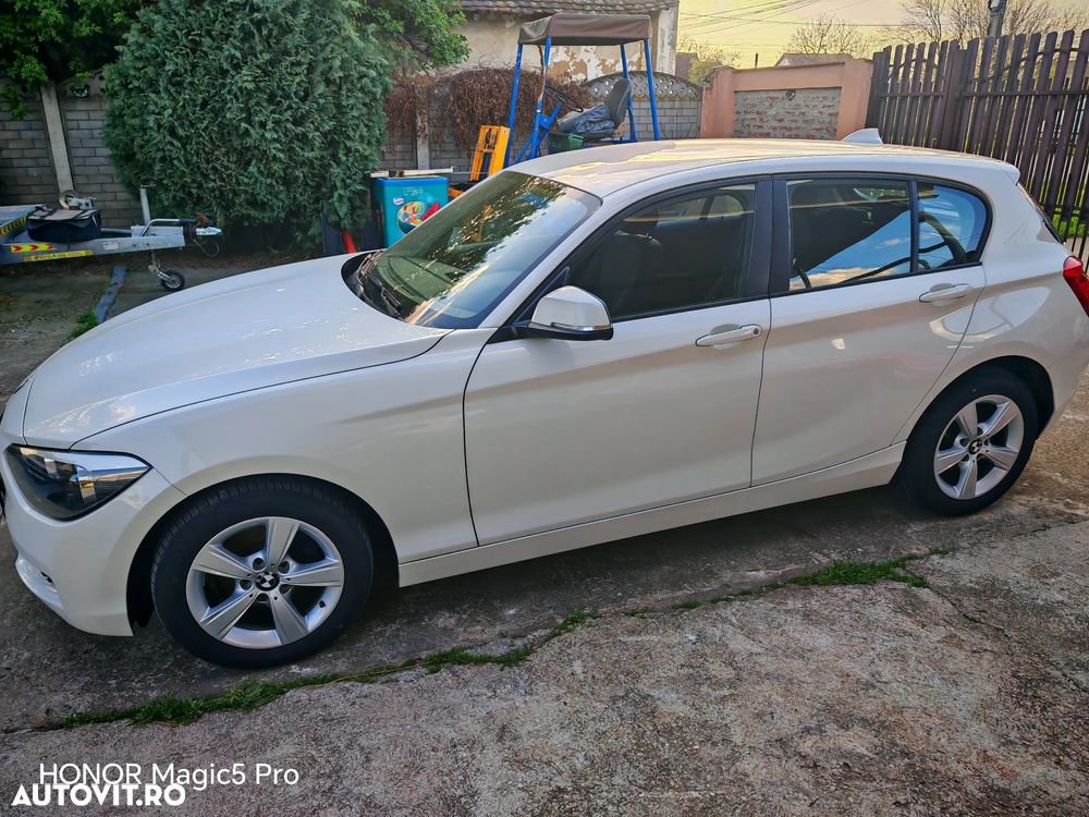 BMW Seria 1 114d Sport Line - 2
