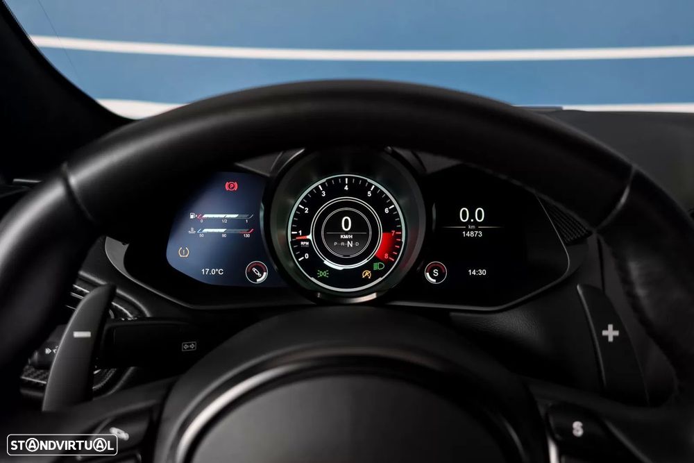 Aston Martin Vantage Roadster V8 - 12