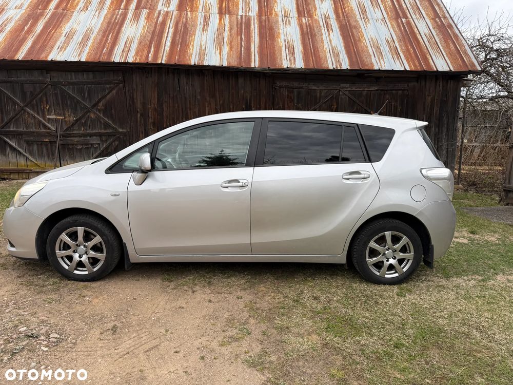 Toyota Verso 1.8 7-Sitzer Life - 23