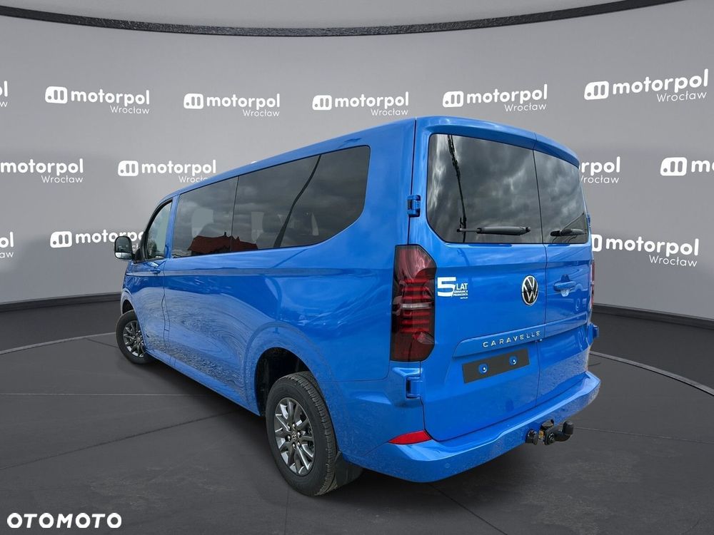 Volkswagen Caravelle - 5