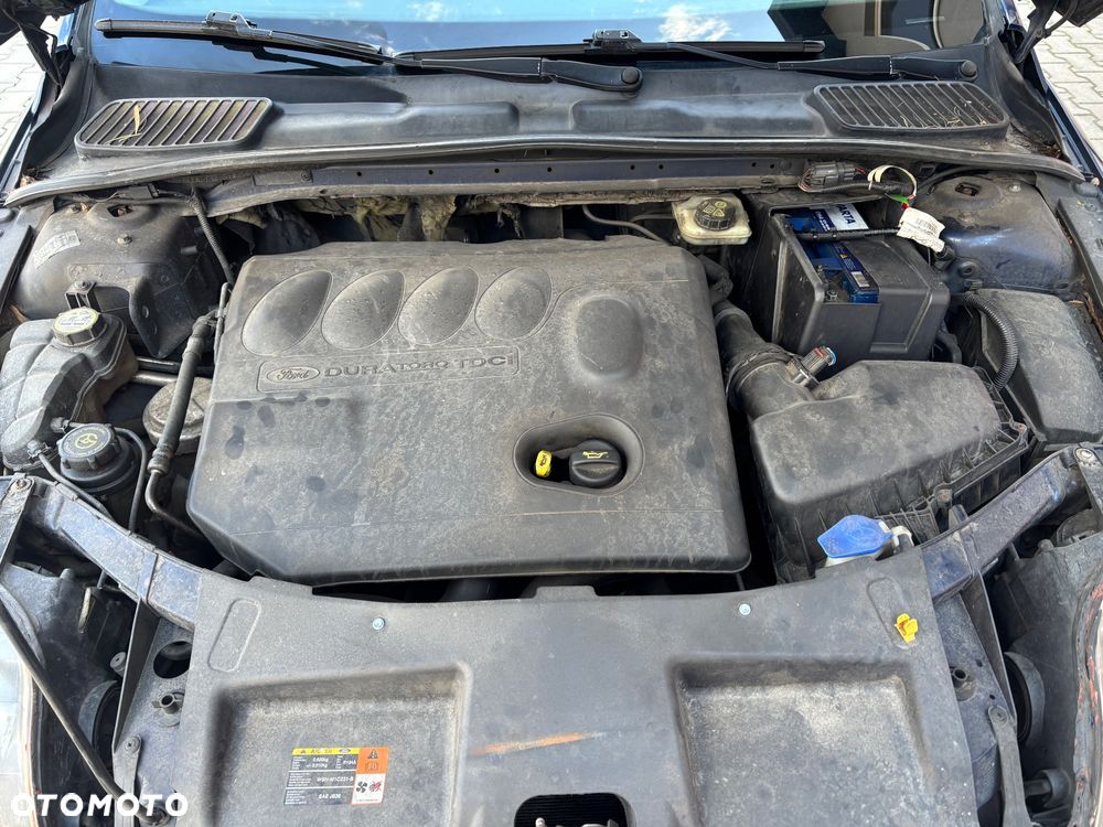 Ford Mondeo 2.0 TDCi Ambiente - 12