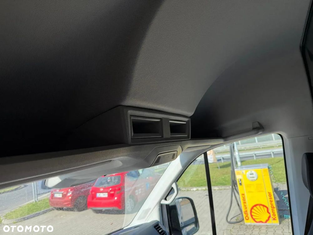 Volkswagen Crafter - 15