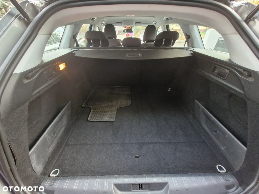 Peugeot 308 2014 photo 5