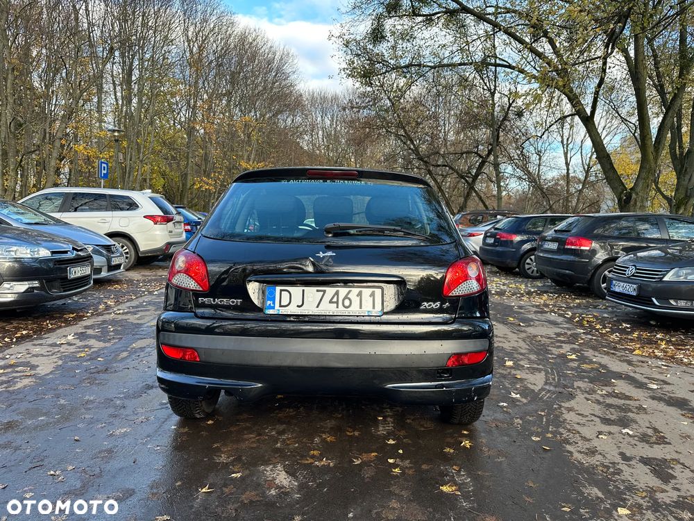 Peugeot 206 - 11