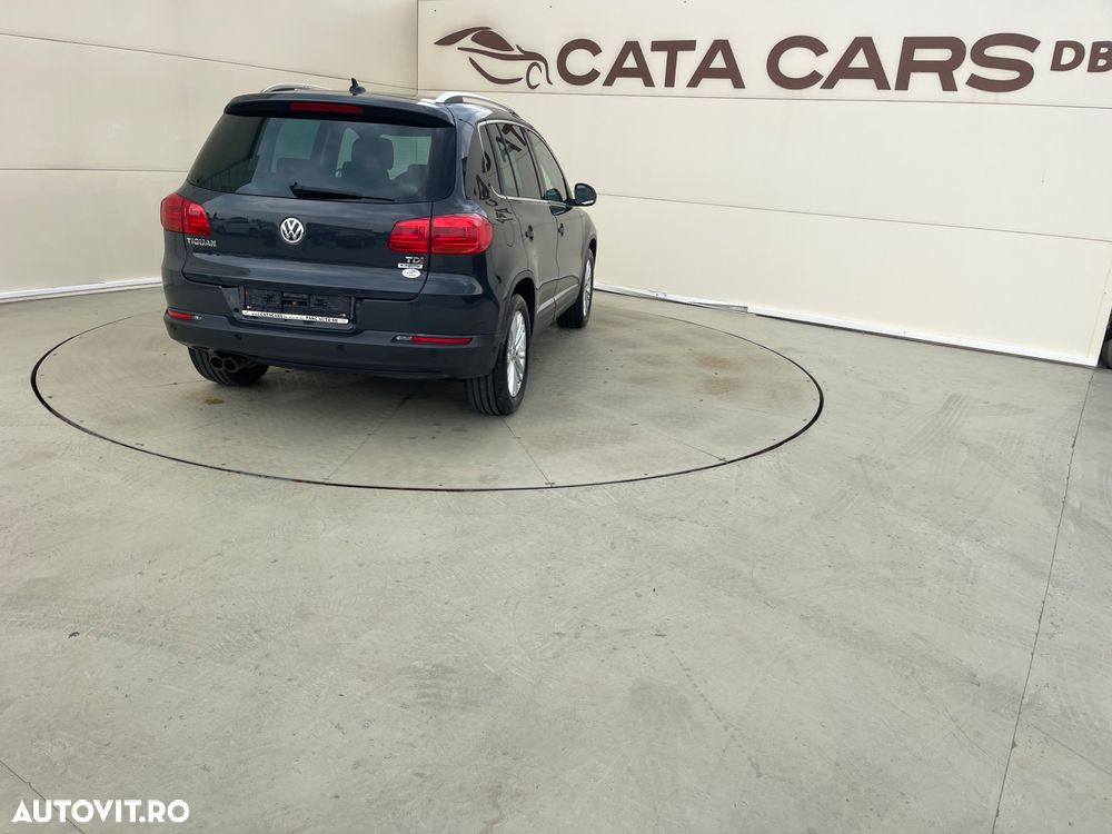 Volkswagen Tiguan 2.0 TDI SCR BlueMotion Technology Sport & Style - 13