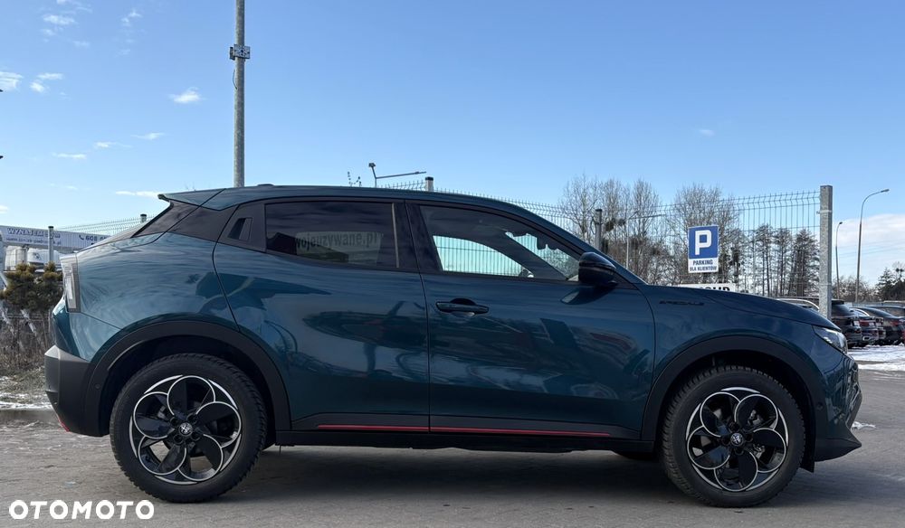 Alfa Romeo Junior 1.2 mHEV Ibrida Speciale eDCT - 4