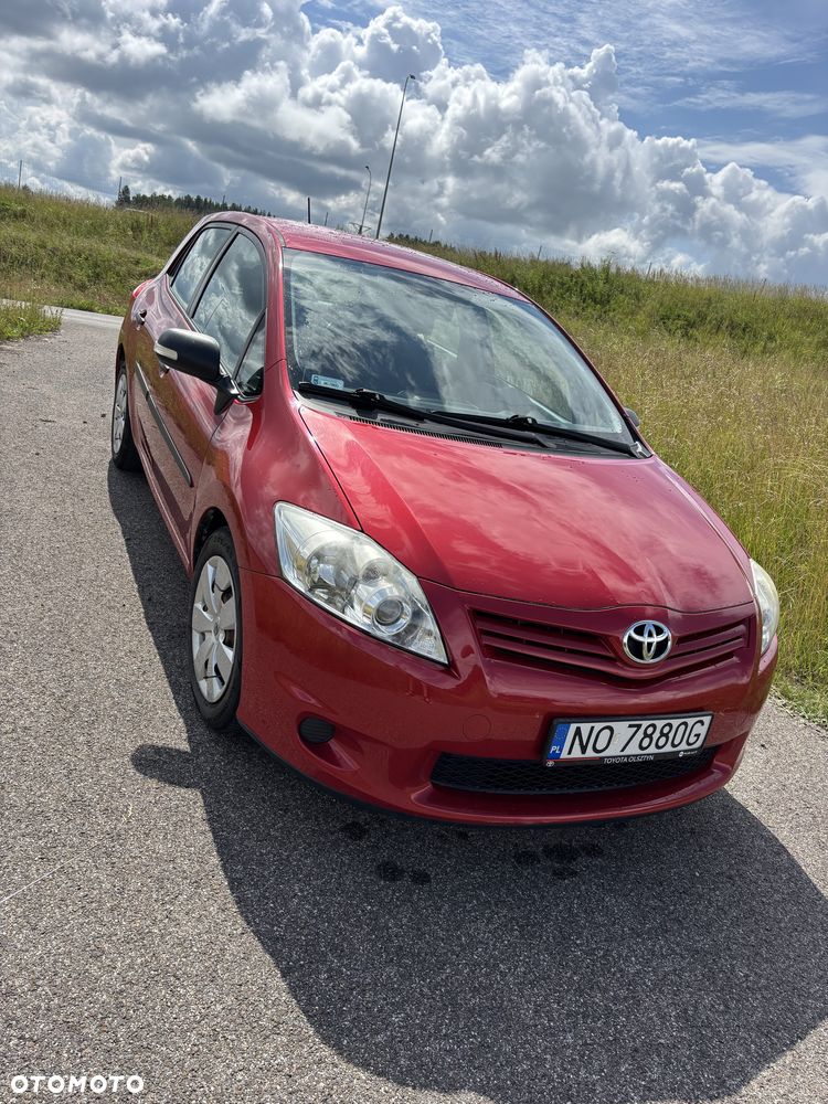 Toyota Auris - 2