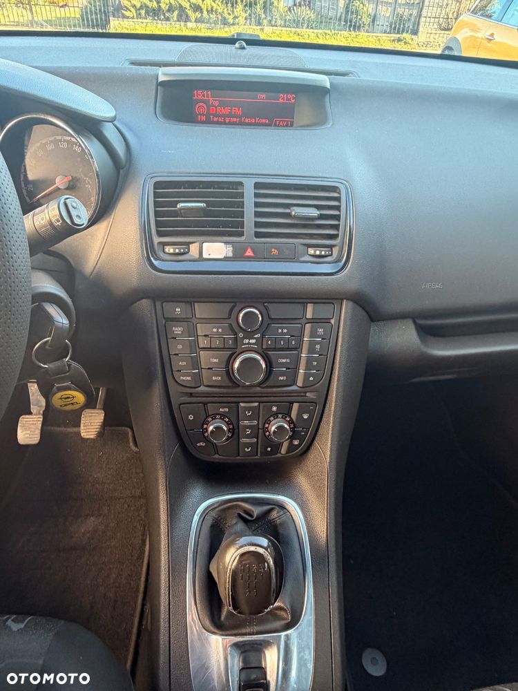 Opel Meriva - 8