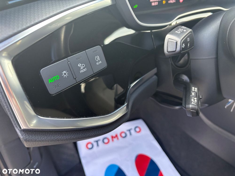 Audi Q3 45 TFSIe S tronic - 21